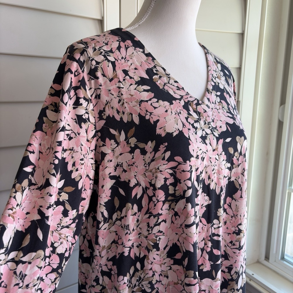 J. Jill Wearever Collection Dress L Shift Double V-Neck Pleat Floral Pockets - Picture 4 of 12